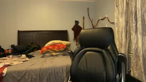 Snapshot of webslingxxxx chatting on January 17, 2026, 12:04 am webslingxxxx online show from January 17, 2026, 12:04 am