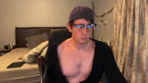 Snapshot of webslingxxxx chatting on February 14, 2026, 1:35 am webslingxxxx online show from February 14, 2026, 1:35 am