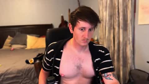 Snapshot of webslingxxxx chatting on April 13, 2026, 1:11 am webslingxxxx online show from April 13, 2026, 1:11 am