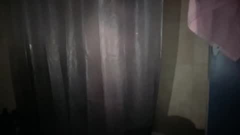 wedifferent_ online show from October 17, 2025, 8:06 am