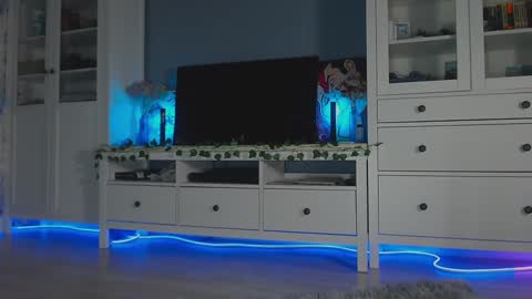  moon  online show from January 29, 2025, 3:26 pm