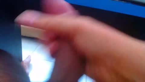 Snapshot of wellingtont chatting on October 17, 2025, 12:19 pm wellingtont online show from October 17, 2025, 12:19 pm