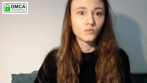 Milena online show from November 14, 2025, 4:38 pm