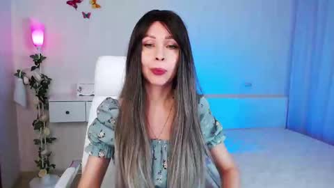 Wendi Foster online show from January 17, 2025, 10:01 pm