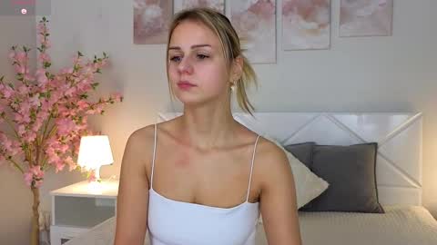 Im Wendy online show from March 6, 2025, 9:20 pm