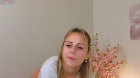 Im Wendy online show from March 8, 2025, 3:39 am