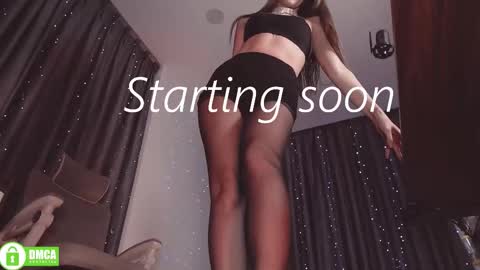 wendyemily online show from September 30, 2025, 5:01 am