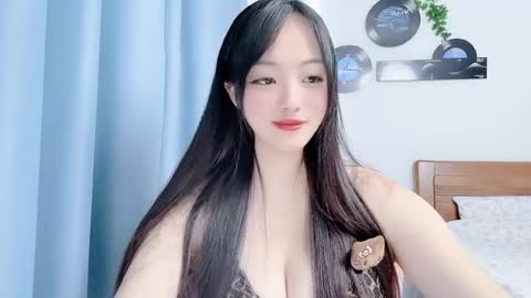 wenni123123 online show from June 28, 2026, 2:28 am