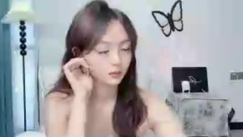 wenwen online show from July 13, 2026, 3:31 am