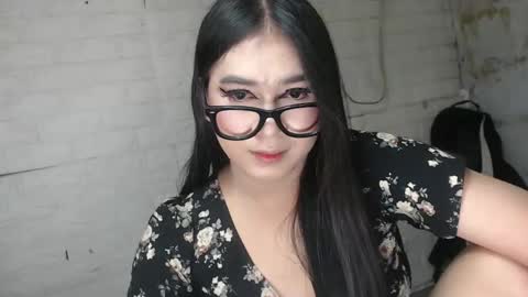 Snapshot of weremeanttobe chatting on September 17, 2025, 6:53 pm andrew online show from September 17, 2025, 6:53 pm