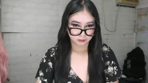 Snapshot of weremeanttobe chatting on October 8, 2025, 11:19 am andrew online show from October 8, 2025, 11:19 am