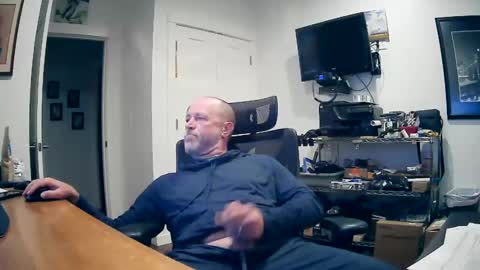 weseeyouwatching online show from October 21, 2025, 4:35 am