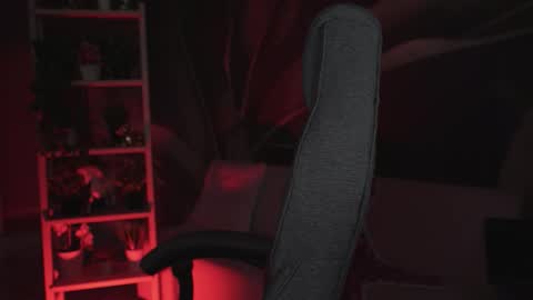 little girl who is always rightLisa online show from October 15, 2025, 2:11 am