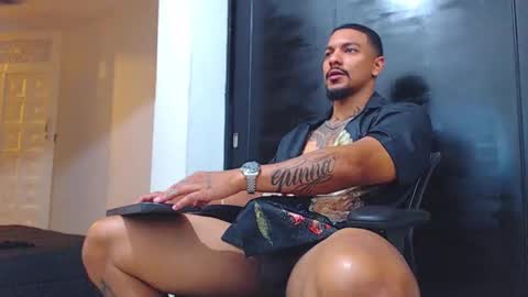 Snapshot of wesleyrogger chatting on October 12, 2025, 7:24 pm Wesley Rogger online show from October 12, 2025, 7:24 pm