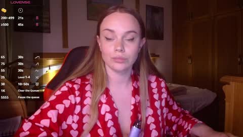 Lana online show from March 29, 2026, 6:52 pm