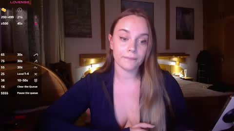 Snapshot of wet_lana chatting on June 22, 2026, 7:44 pm Lana online show from June 22, 2026, 7:44 pm