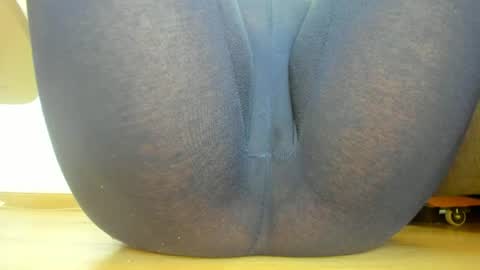 Snapshot of wet_pants2022 chatting on June 28, 2026, 12:44 pm wet_pants2022 online show from June 28, 2026, 12:44 pm