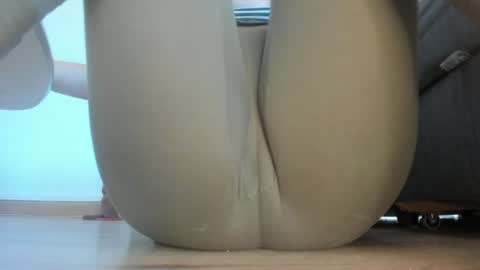 Snapshot of wet_pants2022 chatting on July 3, 2026, 9:16 am wet_pants2022 online show from July 3, 2026, 9:16 am