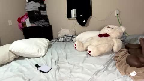 SheSquirts online show from December 14, 2024, 6:24 am