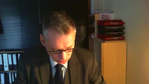 Franz online show from March 1, 2026, 7:10 am