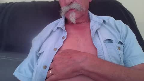 whatever8 online show from July 17, 2026, 7:52 pm
