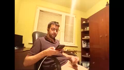 stoffy online show from October 3, 2025, 10:29 pm