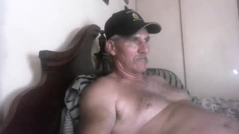 wheenidude online show from May 19, 2026, 8:37 pm