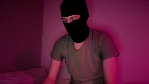 Snapshot of whispero_o chatting on May 9, 2026, 10:37 pm whispero_o online show from May 9, 2026, 10:37 pm