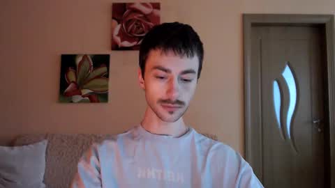 Snapshot of white_sport chatting on February 5, 2026, 12:10 pm Tom online show from February 5, 2026, 12:10 pm