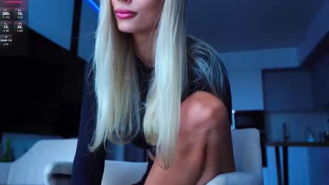 Kate  online show from September 14, 2025, 8:35 am