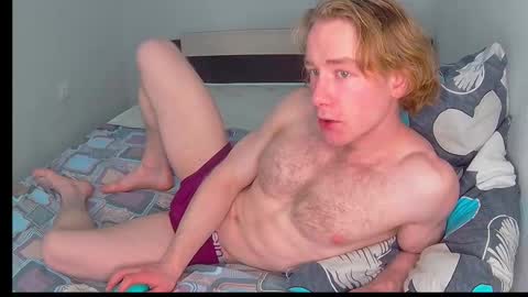 whitebars22 online show from December 18, 2025, 8:53 am