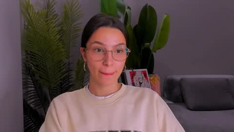 Snapshot of whoislulu chatting on January 6, 2025, 5:16 pm whoislulu online show from January 6, 2025, 5:16 pm