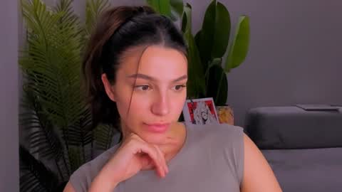 Snapshot of whoislulu chatting on January 31, 2025, 1:56 pm whoislulu online show from January 31, 2025, 1:56 pm