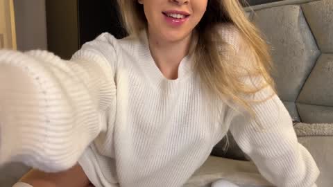 Alice online show from December 20, 2024, 6:13 pm