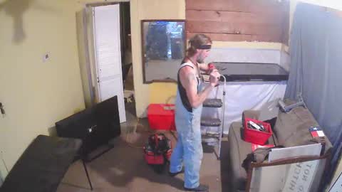 Snapshot of wichitawes chatting on November 18, 2025, 4:06 am Wichita Wes online show from November 18, 2025, 4:06 am