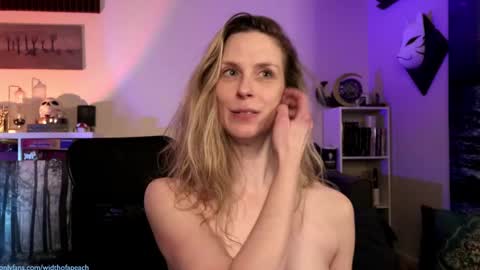 Gretchen  Jimmy online show from February 13, 2025, 3:50 am