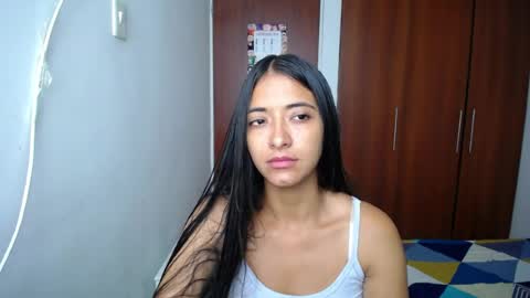 Snapshot of wifhot chatting on May 25, 2026, 12:44 pm Ilauren online show from May 25, 2026, 12:44 pm