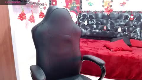 Snapshot of wiilliam_20 chatting on December 22, 2024, 6:59 pm wiilliam online show from December 22, 2024, 6:59 pm