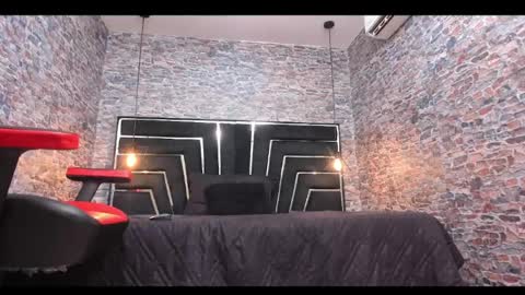 wild_firee_ online show from May 21, 2026, 7:54 pm
