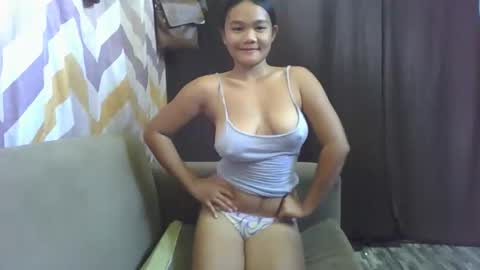 wildchilly_pearl19 online show from February 1, 2026, 1:04 am