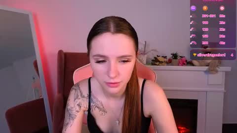 Snapshot of wildhoney_xo chatting on September 9, 2025, 5:51 am Kara online show from September 9, 2025, 5:51 am