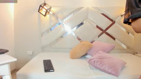 Kitty online show from February 12, 2026, 5:13 am