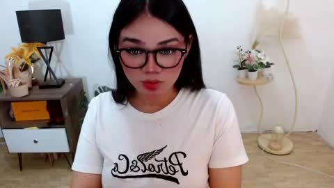 Ms Lucy online show from February 28, 2025, 8:09 am