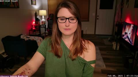 Snapshot of wildsouthernpeach chatting on February 9, 2025, 1:33 am Ivy online show from February 9, 2025, 1:33 am