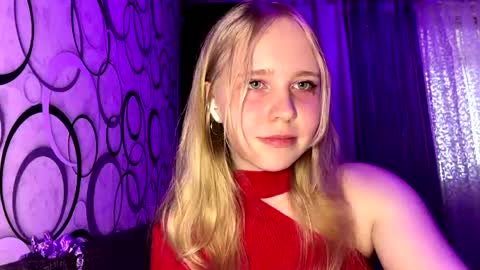 Anny online show from May 26, 2026, 9:16 am