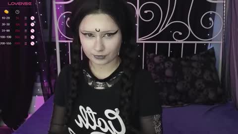 Your virtual girlfriend online show from December 2, 2025, 12:05 am