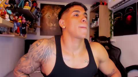 Snapshot of william_dracko9 chatting on April 15, 2026, 6:42 am Dracko online show from April 15, 2026, 6:42 am