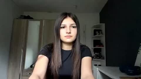 Mari online show from July 8, 2026, 6:51 am