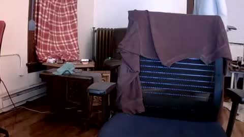 willydogg83 online show from October 25, 2025, 12:40 am