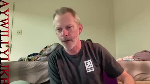 Snapshot of willylikestoplay74 chatting on February 8, 2026, 6:22 pm Twisted Will online show from February 8, 2026, 6:22 pm